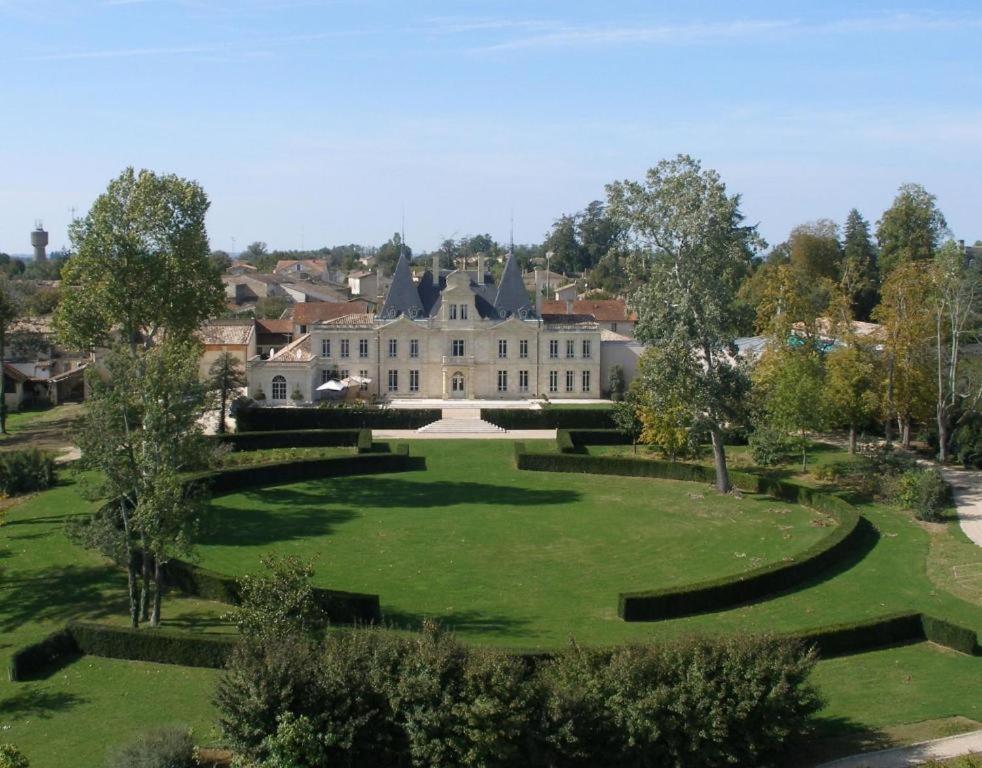 Lussac  Chateau De Lussac المظهر الخارجي الصورة